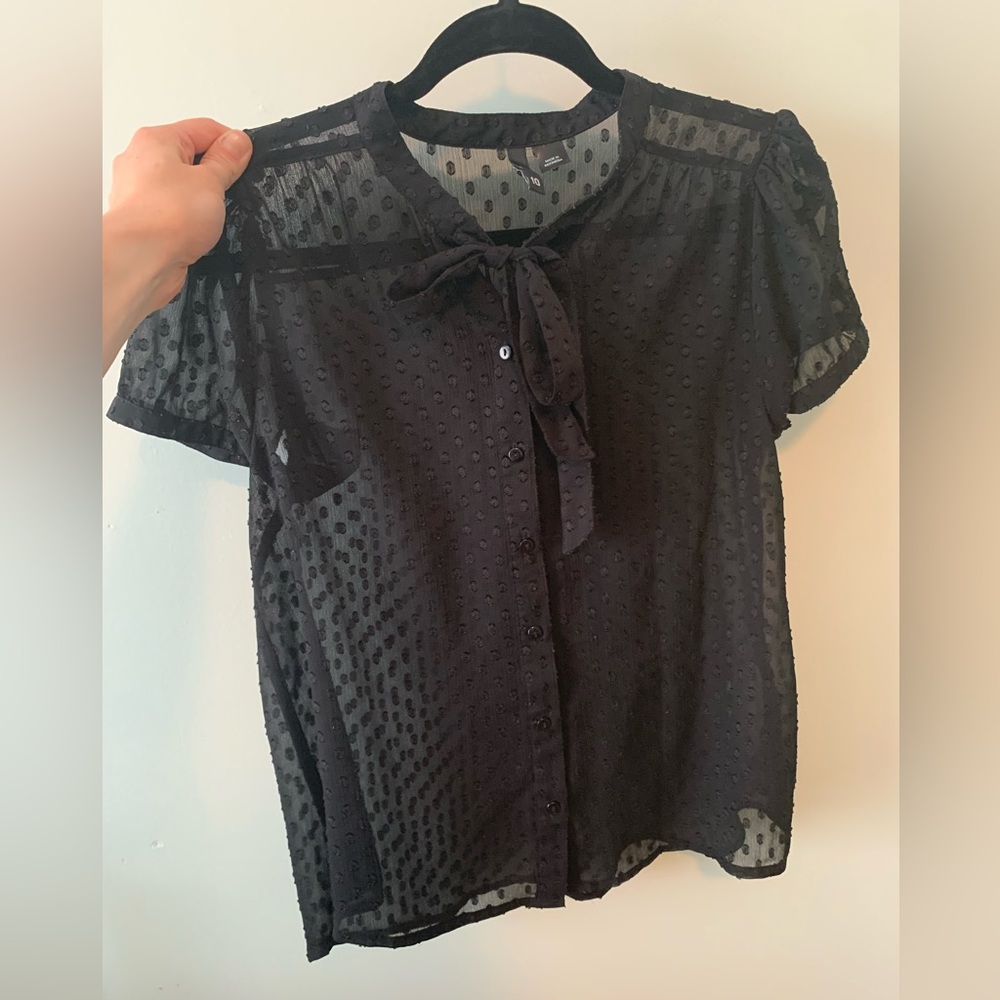 H&M short sleeve blouse, size 10